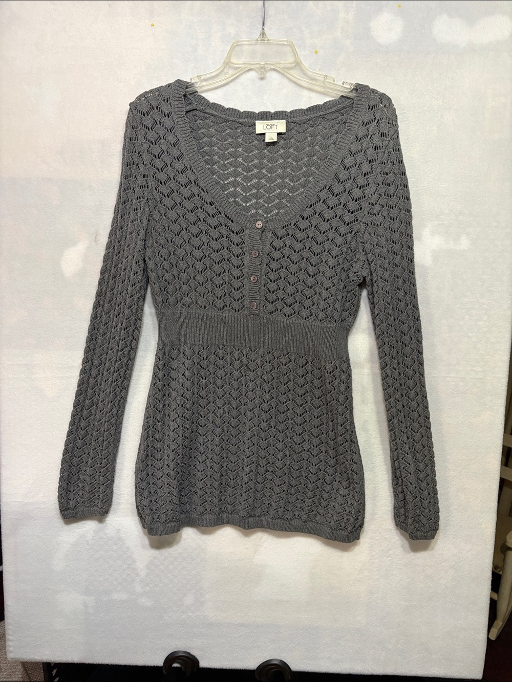 LOFT Gray Openwork V-Neck Button Pullover Sweater SIZE Large
